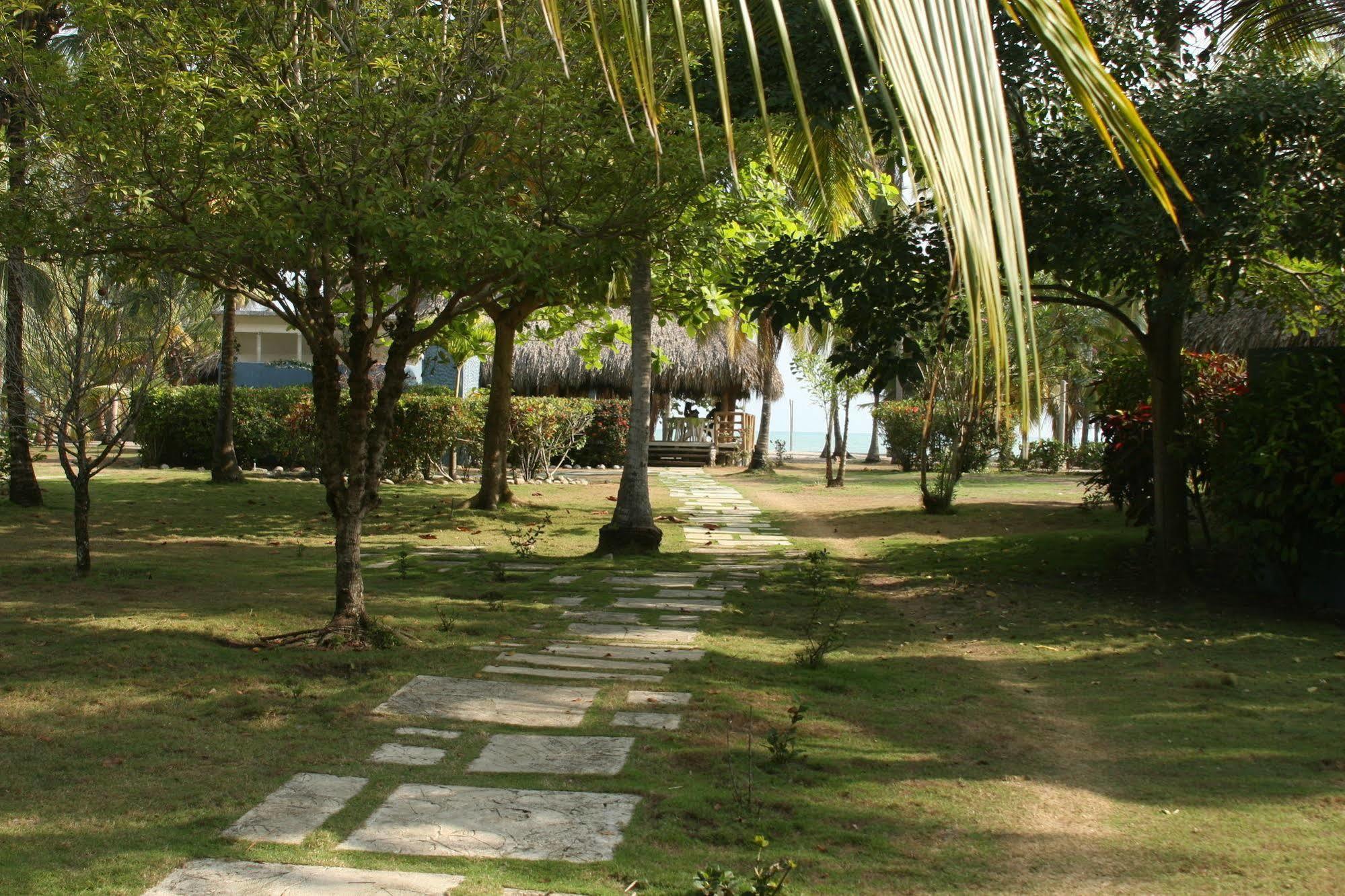 Hukumeizi Hotel Palomino Exterior foto